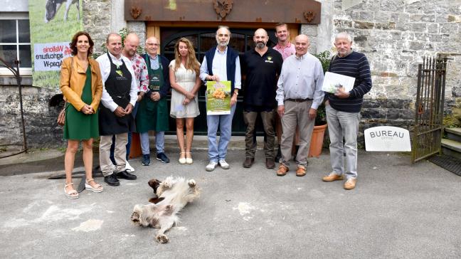 les représentants du Greova (groupement régional économique Ourthe-Vesdre-Amblève)  ont dessiné les contours de cette nouvelle édition qui se déroulera, comme de coutume,  à l’ombre du Château de Harzé malgré la vente imminente de ce dernier.