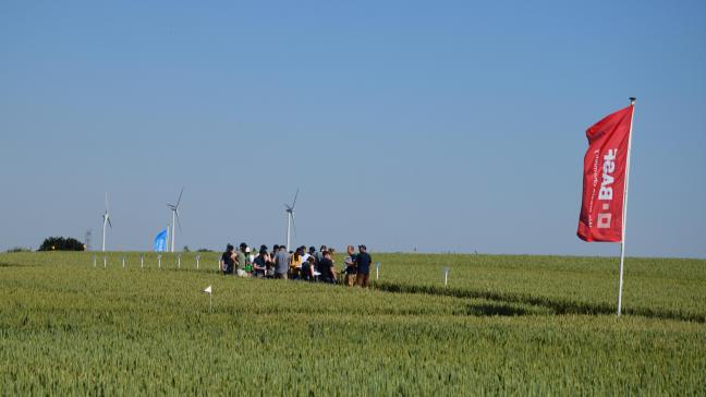 La gestion responsable de l’utilisation des produits de protection des plantes est un sujet largement abordé sur la plateforme.