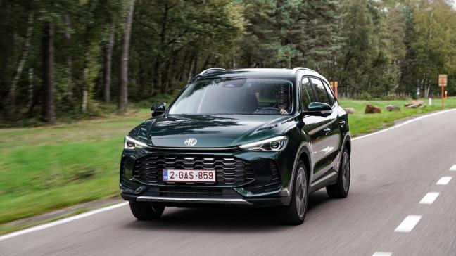 Le ZS Hybrid+ s’inspire fortement du look de  la MG3 dont il partage  la plateforme.