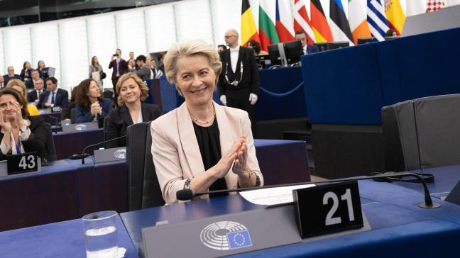 Pour son deuxième  mandat à la présidence, l’équipe d’Ursula von der Leyen a recueilli la  plus faible majorité  jamais obtenue par  une commission.