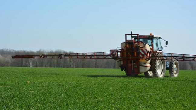 Aujourd’hui, le processus d’évaluation des matières actives est de plus en plus sévère. Le nombre de retraits du marché est supérieur aux nouvelles agréations.