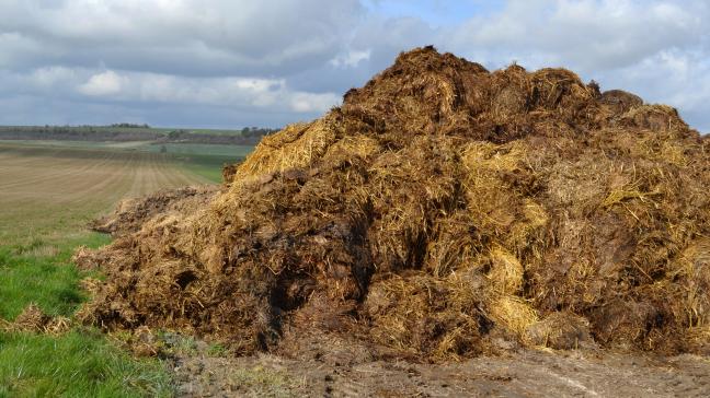 Les échanges d’engrais de ferme entre deux exploitations, ainsi que les échanges paille/fumier permettront éventuellement de se rapprocher davantage d’une autonomie fertilisante au sein d’une exploitation et de pouvoir limiter ses achats d’intrants.