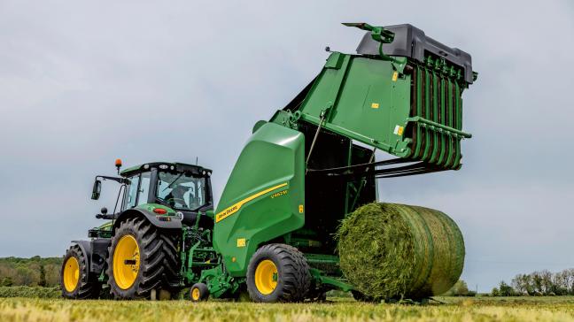 Les presses V452M et V462M reçoivent de nouvelles courroies, plus rugueuses, pour un meilleur déroulement du filet.