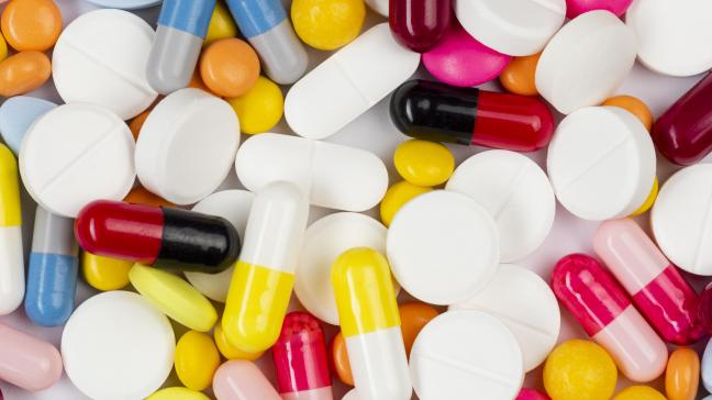 gros-plan-des-pilules-medicinales