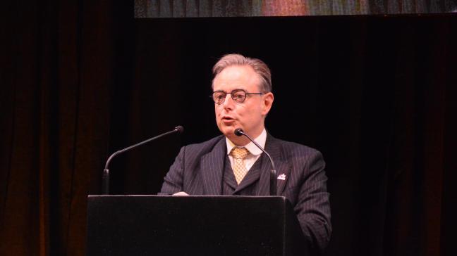 M. De Wever n’est pas  parvenu à  réunir l’accord des entités fédérées,  condition  nécessaire  pour engager  la Belgique  sur la scène européenne.