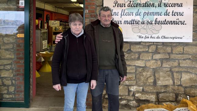 Anne et Pierre Emond vous accueillent chaque jour dans leur magasin.