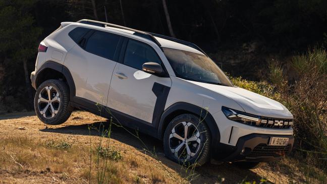 Dans sa version intégrale,  le Duster montre de belles capacités de franchissement, le tout à un prix  très doux.