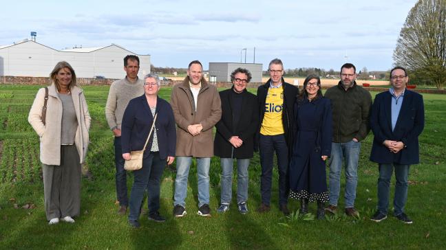 Une délégation de députés de la commission de l’agriculture du Parlement wallon s’est rendue à l’Ilvo afin d’échanger avec ses équipes et d’en découvrir les travaux et les approches en matière de recherche agronomique.