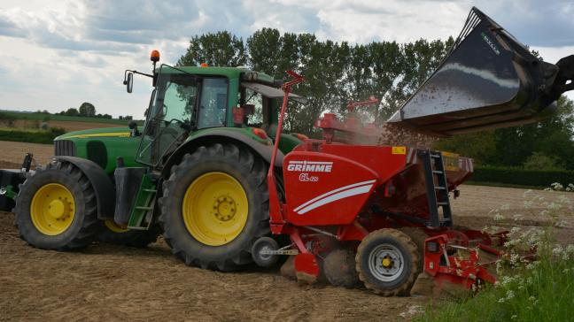 Les densités de plantation seront adaptées en cas de recours à des plants coupés.