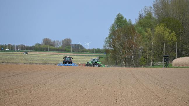 Il est précisé dans la loi que l’état des lieux doit être dressé avant l’entrée en jouissance du preneur ou, au plus tard dans les trois mois de cette entrée. Sans cette état des lieux, l’état des terres du preneur en fin d’occupation sera présumé identique à celui d’entrée.