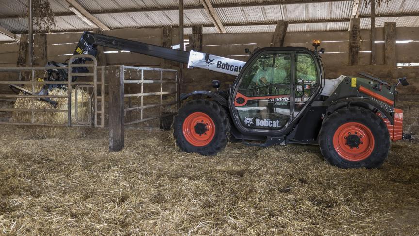 Le TL30.70 Agri est spécialement adapté aux exploitations  de polyculture-élevage de petite et moyenne tailles.