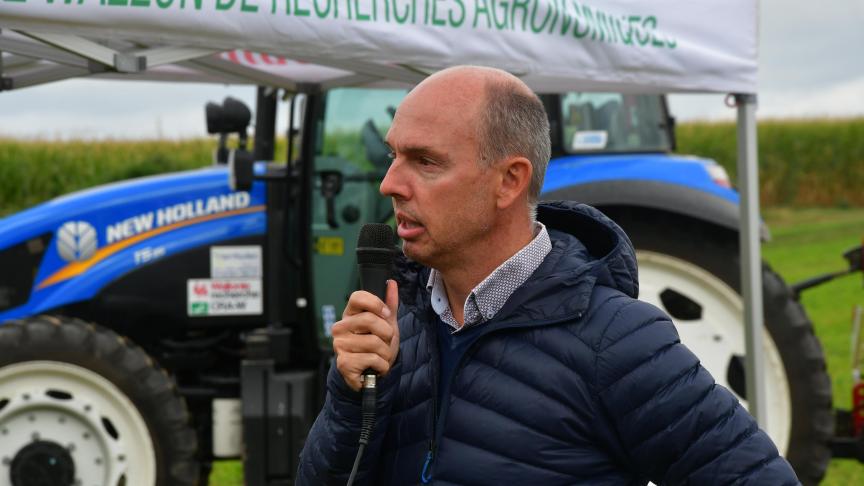 Spécialiste du mildiou de la pomme de terre au sein du Cra-w, Vincent César évalue, chaque année, en absence de protection fongicide, le comportement de plusieurs dizaines de variétés sur le site de Libramont notamment.