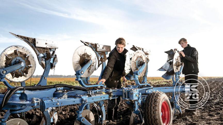 70Kramp_FacebookCover_1640x8184