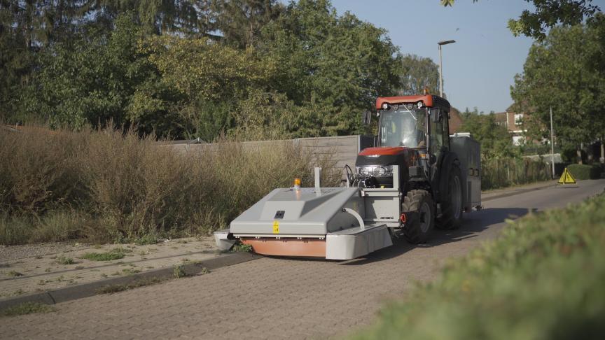 L’AgXtend XPU est de conception compacte, afin de permettre son utilisation avec des tracteurs à voie étroite.