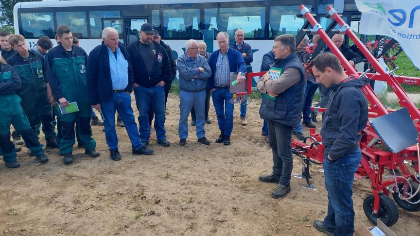 Jos Piffet donnait régulièrement des explications lors de visites de terrain.
