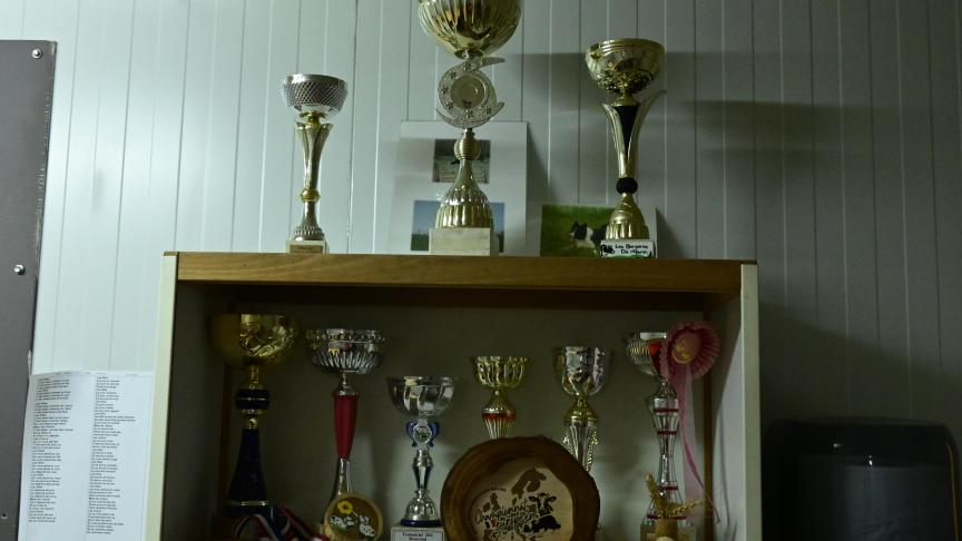 Les souvenirs de concours...Même s’il n’y participe plus, l’éleveur continue à en organiser. L’un d’eux aura ainsi lieu chez lui en septembre.