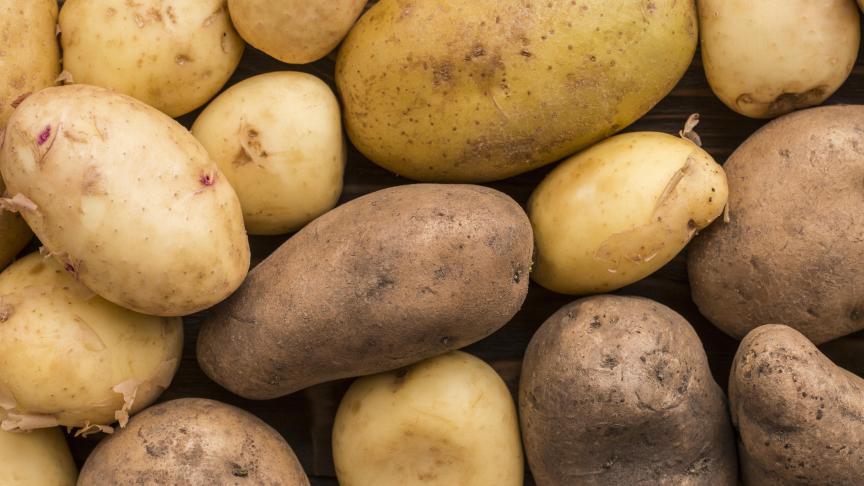 La cotation pour le marché libre ne concerne toutefois pas les pommes de terre vendues par les producteurs par le biais de contrats.