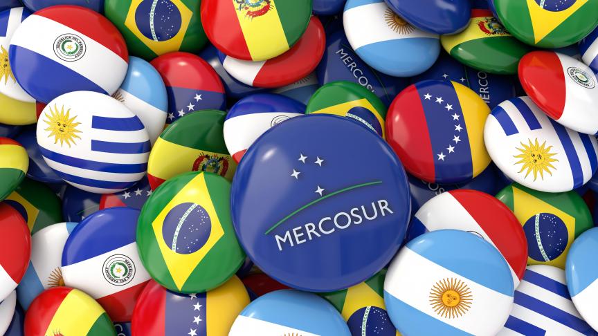 La Fédération des Entreprises de Belgique (FEB) a dit regretter « le manque d'ambition que cette abstention représente ».