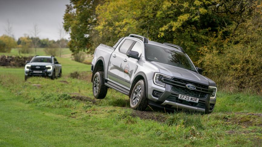 L’hybridation  rechargeable  n’a pas fait perdre  au Ranger  ses aptitudes  de tout-terrain.