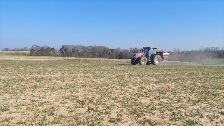 Le raisonnement de la fumure permet de s’approcher le plus près possible du maximum économique qui correspond au rendement phytotechnique duquel est soustrait le coût lié à la fertilisation.